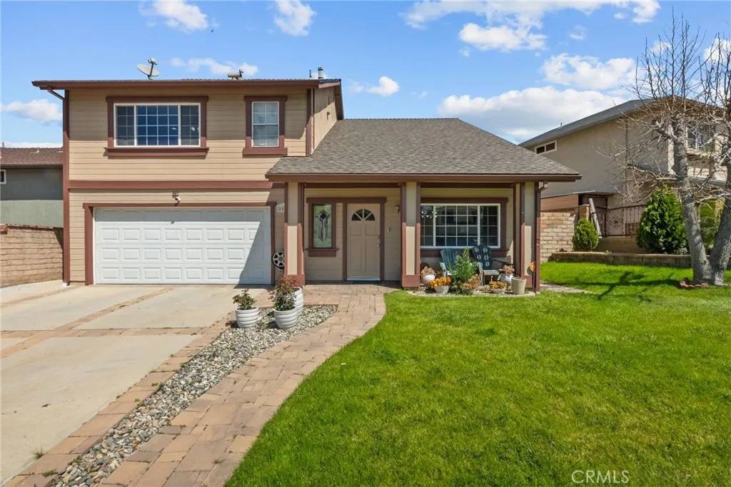 8511 Tujunga Valley Street, Sunland, CA 91040