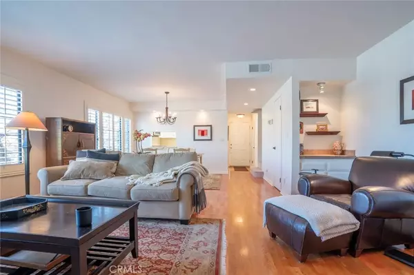 Studio City, CA 91604,12107 Valleyheart Drive #1