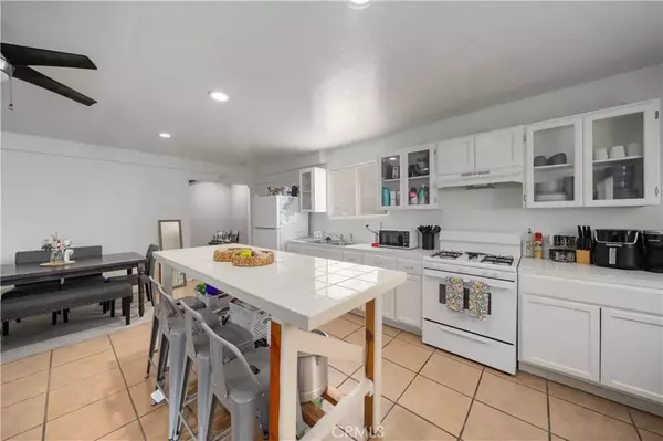 Lancaster, CA 93534,1502 W Newgrove Street