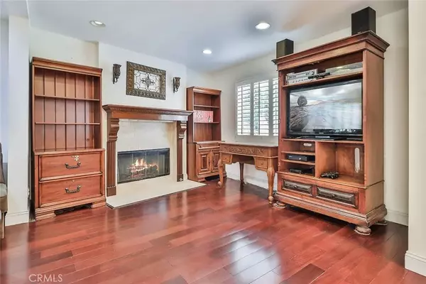 Woodland Hills, CA 91364,4120 Carrizal Road