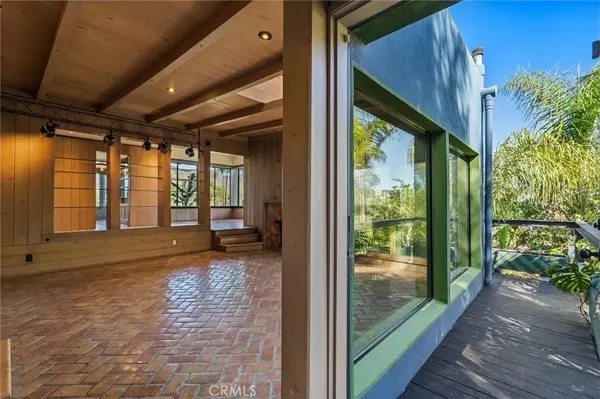 Hollywood Hills, CA 90068,6907 Treasure Trail