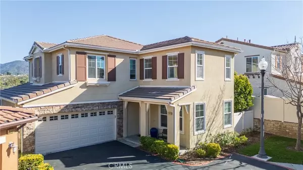 Newhall, CA 91350,20401 Janzer Court