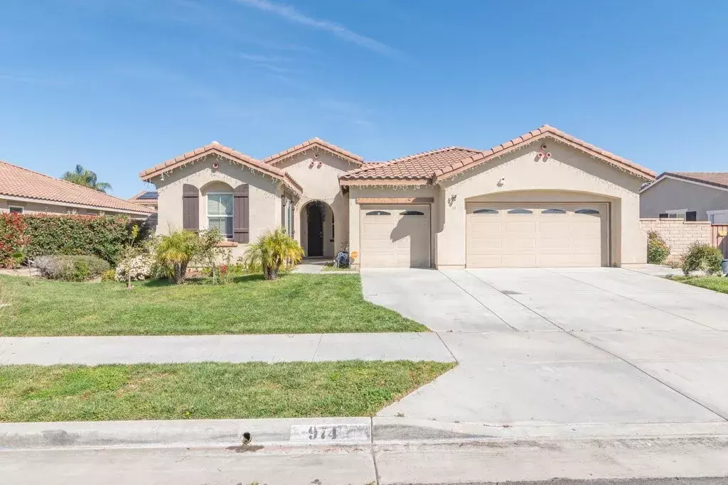 Hemet, CA 92545,974 Saw Tooth Lane