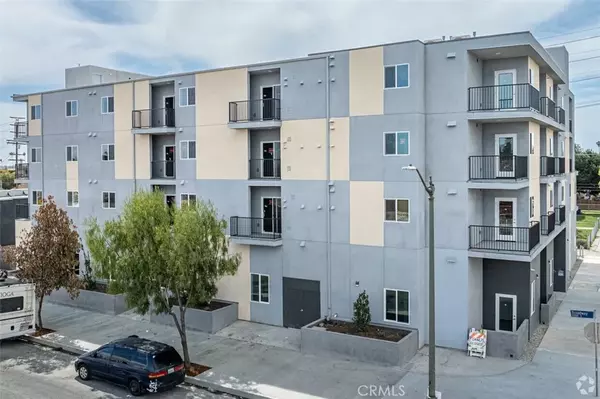 Los Angeles, CA 90003,300 W 60th Street