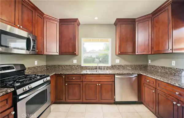 Encino, CA 91316,17561 Bullock Street