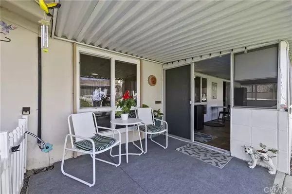 Newhall, CA 91321,26867 Avenue Of The Oaks #A