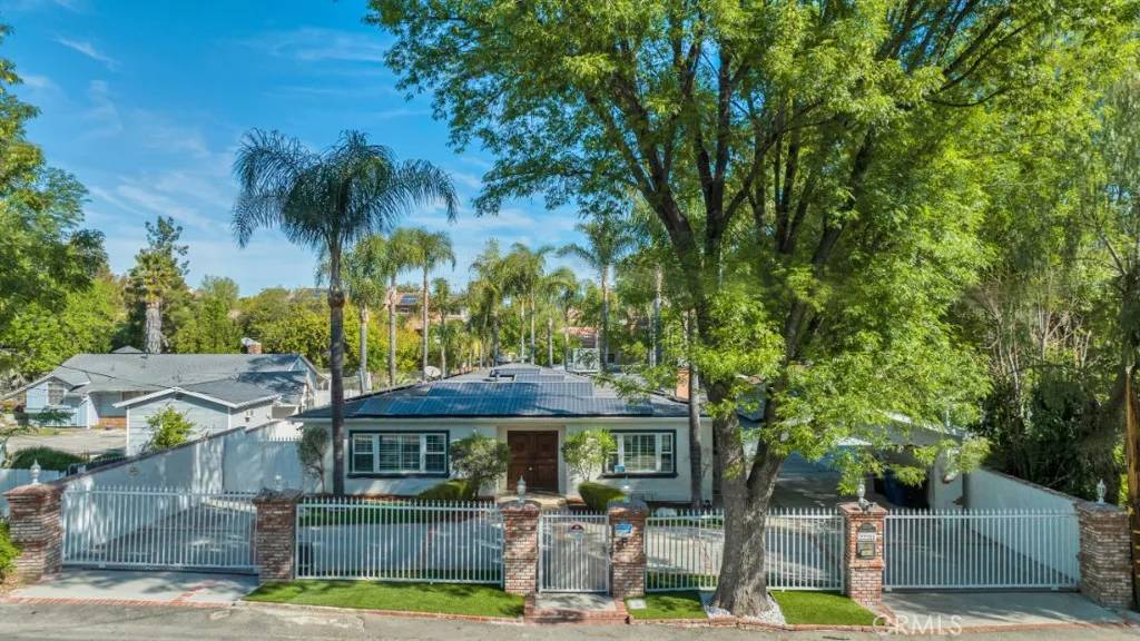 22209 Dolorosa Street, Woodland Hills, CA 91367