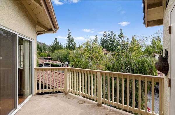 653 Oak Run Trail #TL402, Oak Park, CA 91377