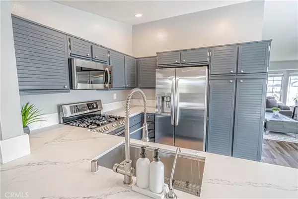 Saugus, CA 91350,27709 Crookshank Drive