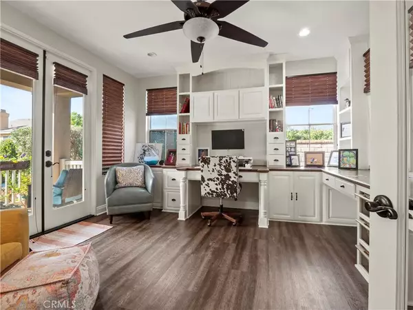 Saugus, CA 91390,22136 Crestline Trail