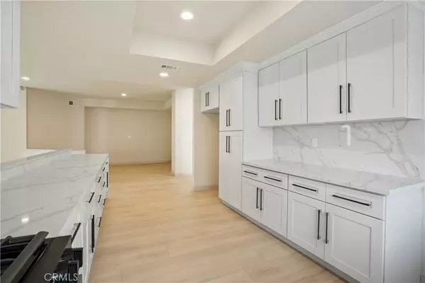West Hills, CA 91304,7618 Brookmont Place