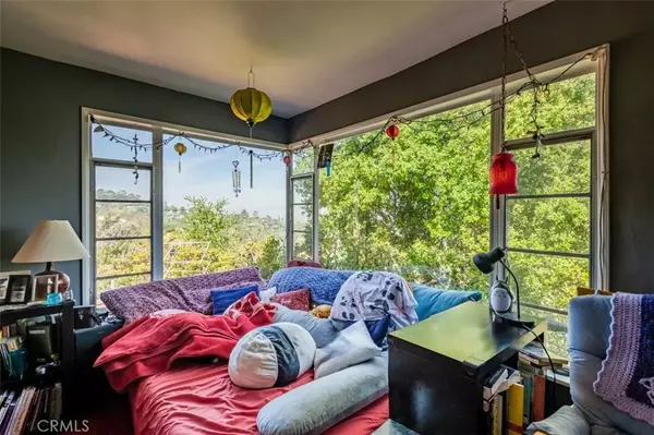 3124 Goodview Trail, Los Angeles, CA 90068