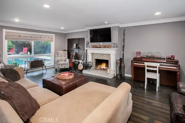 7722 Faustt Avenue, West Hills, CA 91304