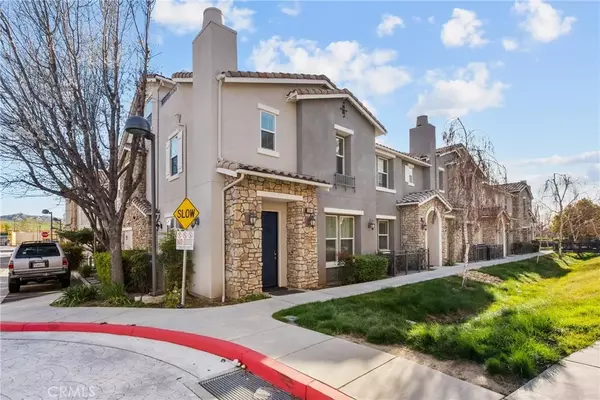 Simi Valley, CA 93063,2239 Rolling River Lane #1