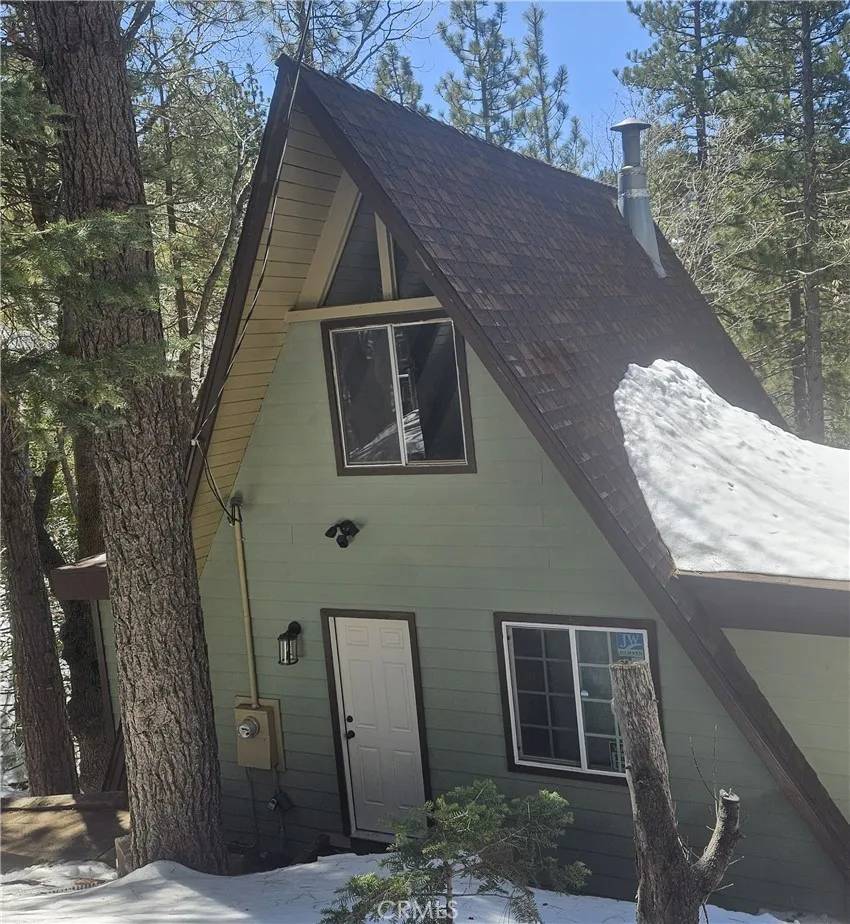 32703 Tulip Lane, Arrowbear, CA 92382