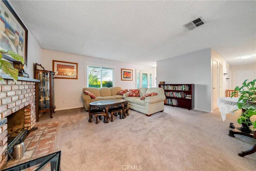 Lancaster, CA 93536,42709 40th Street West