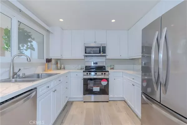 Laguna Woods, CA 92637,3379 Punta Alta #B