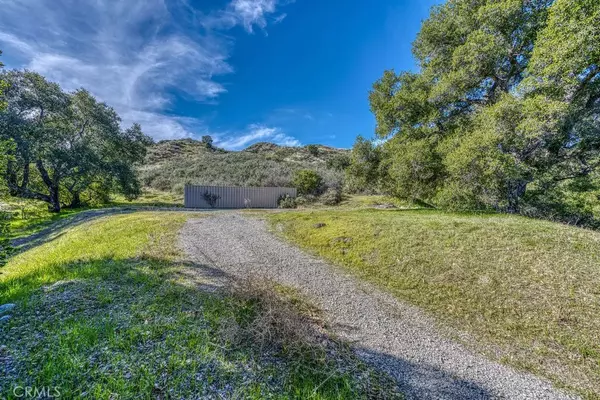 Canyon Country, CA 91387,0 Pineview