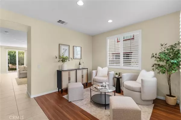 Valencia, CA 91354,28825 Panorama Court