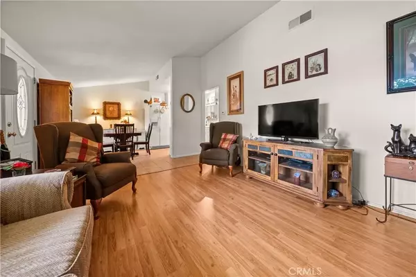 Newhall, CA 91321,19358 Avenue Of The Oaks