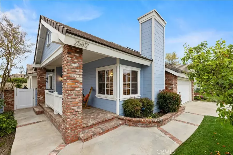 25812 Mendoza Drive, Valencia, CA 91355