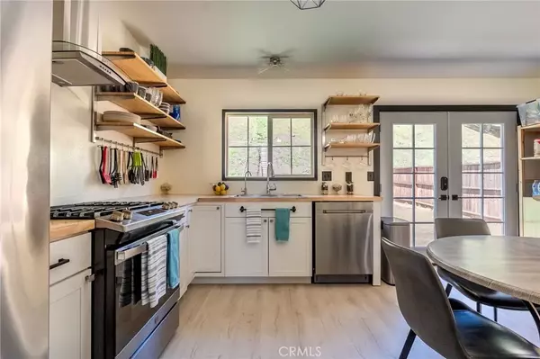 31679 Bobcat Way, Castaic, CA 91384