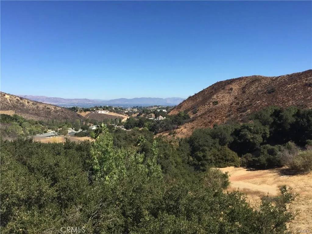 3548 Gladiola Drive #A, Calabasas, CA 91302