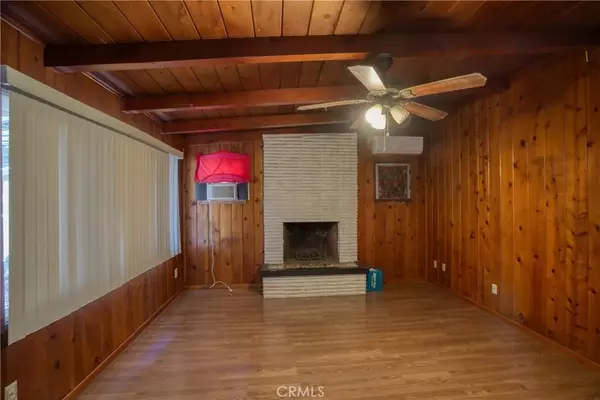 Panorama City, CA 91402,8406 Lennox Avenue