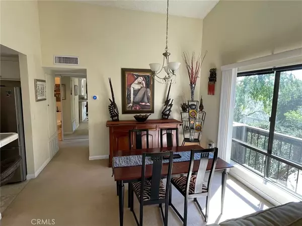 Reseda, CA 91335,7304 Corbin Avenue #M