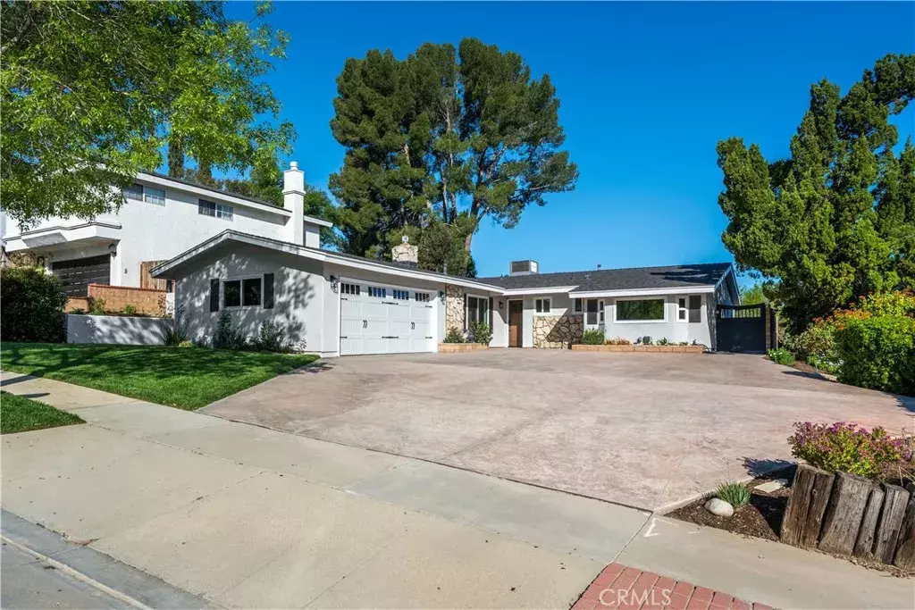 Newhall, CA 91321,19149 Sierra Estates Drive