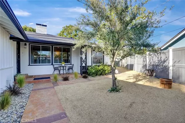 Valley Village, CA 91607,12819 Morrison Street