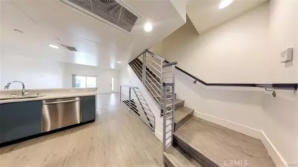 Studio City, CA 91602,4461 Tujunga Avenue #102