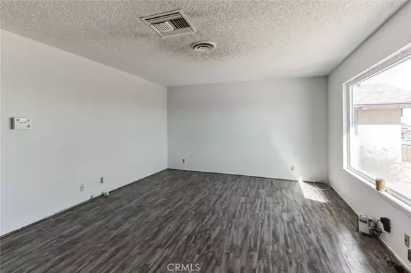 Ridgecrest, CA 93555,1333 S Yorktown Street