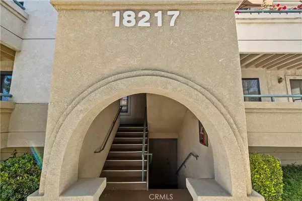 Canyon Country, CA 91387,18217 Flynn Drive #116