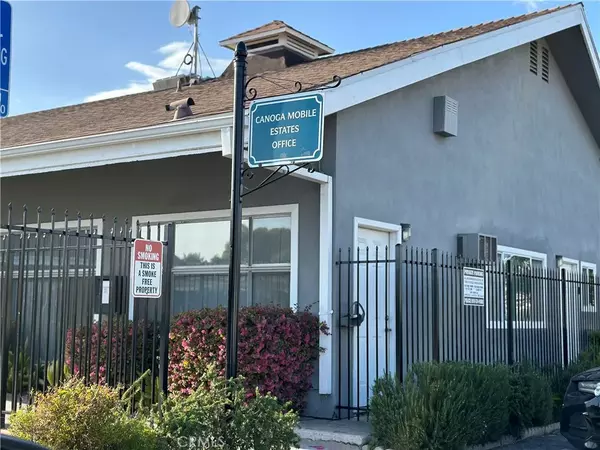 Canoga Park, CA 91304,8811 Canoga #525
