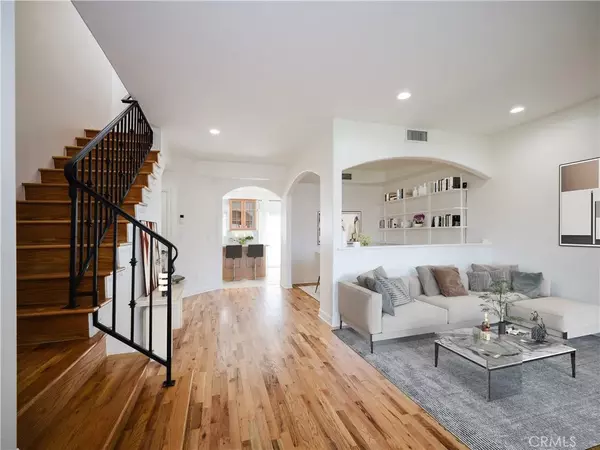 Sherman Oaks, CA 91411,14544 Margate Street #3