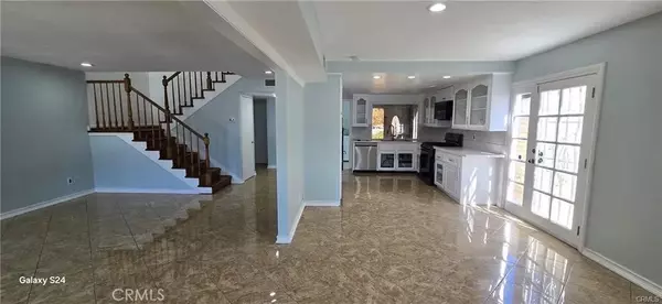 Agoura Hills, CA 91301,30658 Lakefront Drive