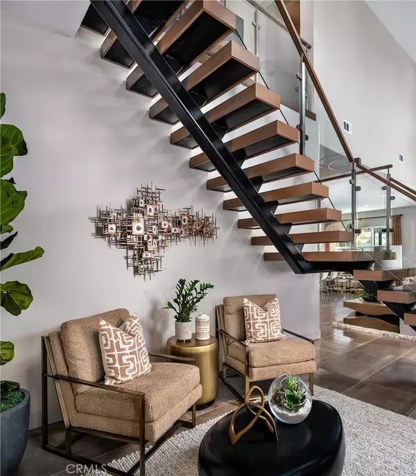 Valencia, CA 91381,27538 Elderberry Drive