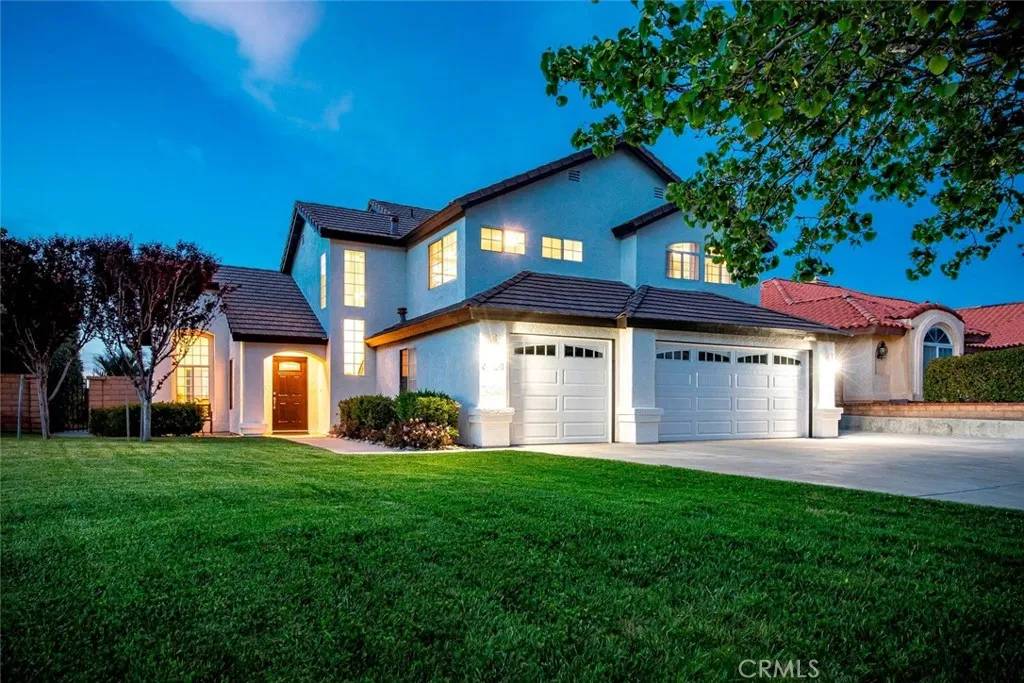 6768 Pistachio Place, Palmdale, CA 93551