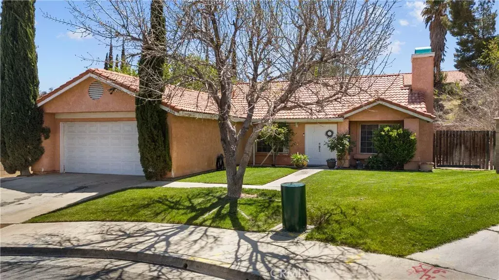 206 Tahquitz Place, Palmdale, CA 93550