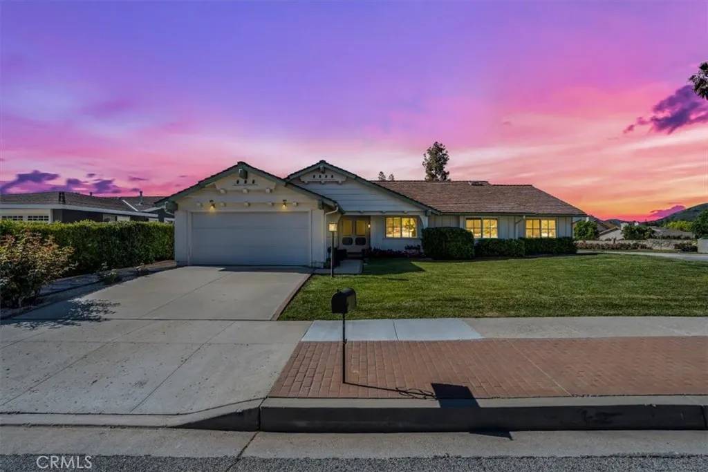 6304 Tamarind Street, Oak Park, CA 91377