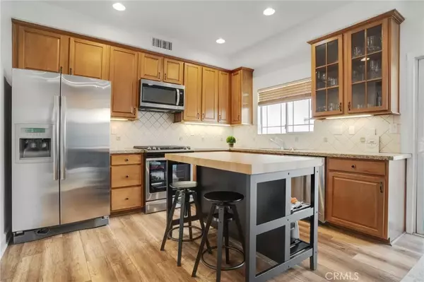 Sherman Oaks, CA 91411,14544 Margate Street #7