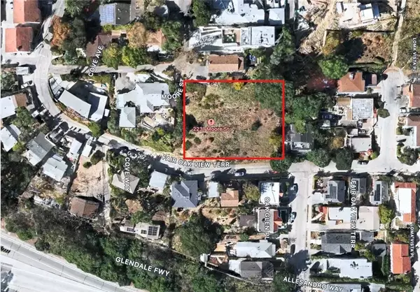 Los Angeles, CA 90039,2231 Moore