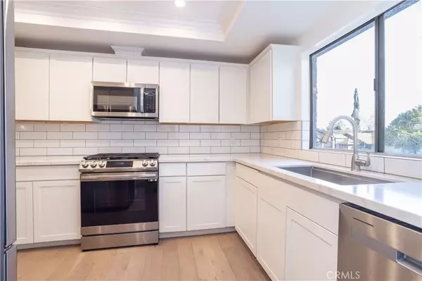 Newhall, CA 91321,26144 Rainbow Glen Drive