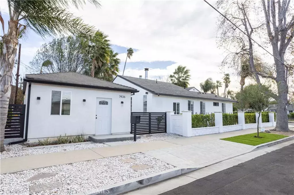 Lake Balboa, CA 91406,16655 Kelsloan Street