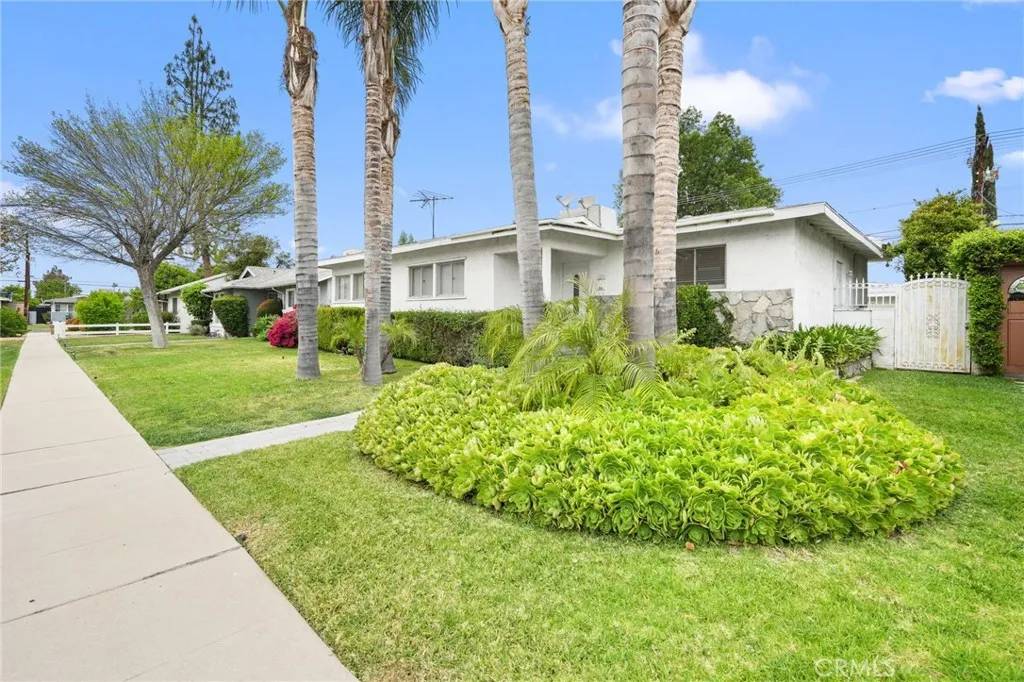 Tarzana, CA 91335,19219 Friar Street