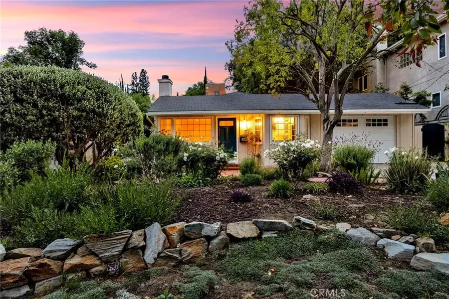 21506 Velicata Street, Woodland Hills, CA 91364