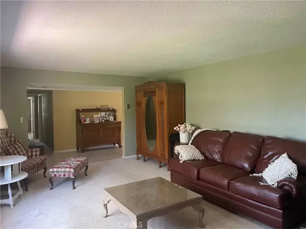 Tehachapi, CA 93561,29450 Stallion Springs Drive