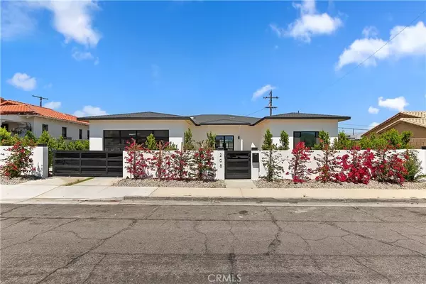 Palm Springs, CA 92262,208 W ROSA PARKS Road