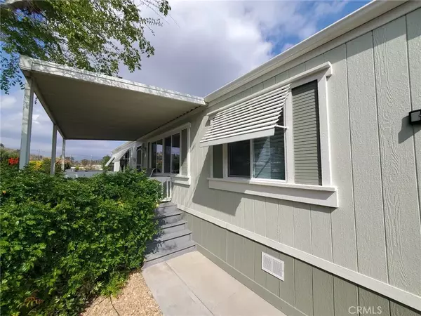 Canyon Country, CA 91351,27361 Sierra #277